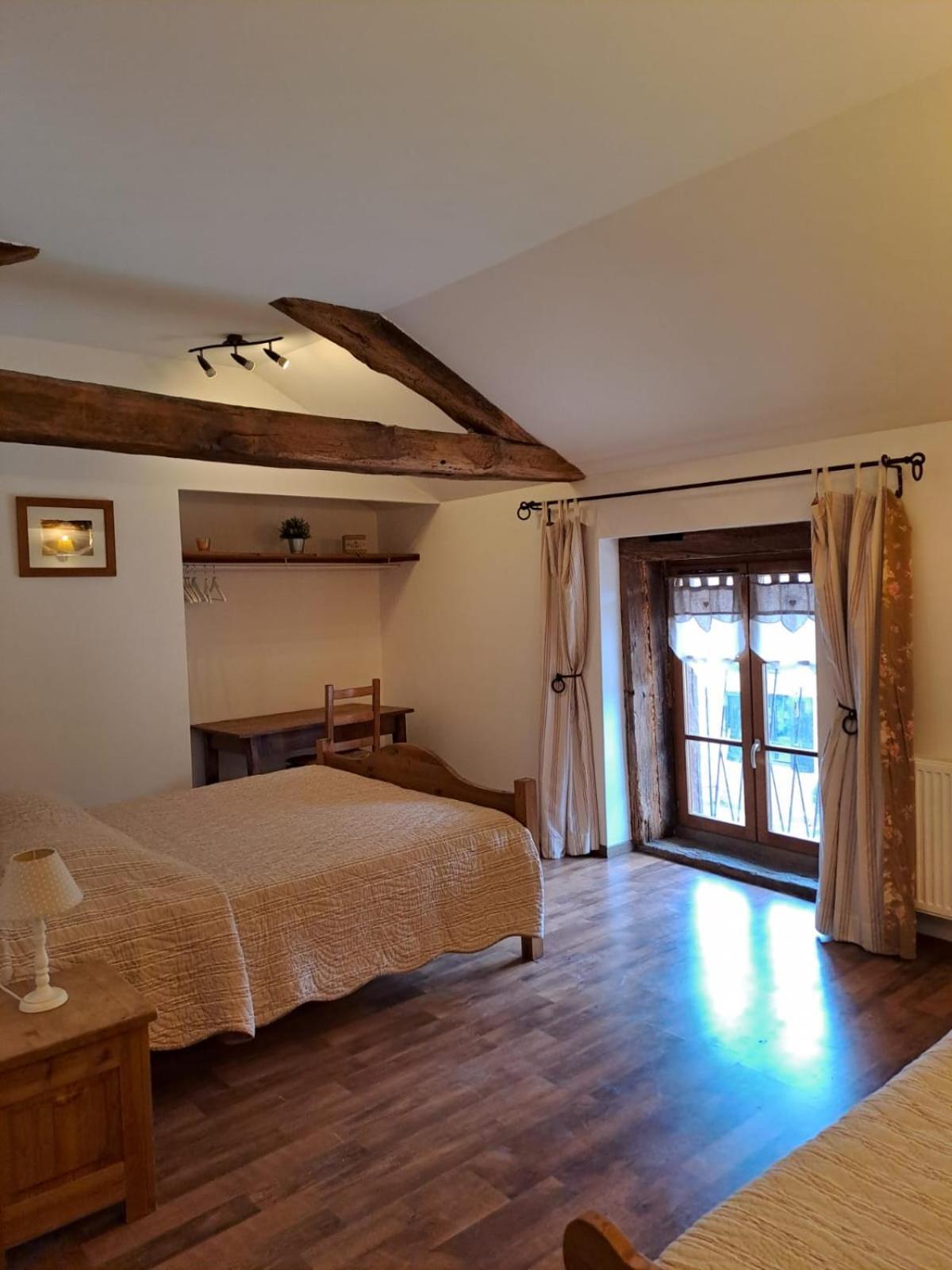 Le Moulin Du Fay Bed and Breakfast Villemotier Esterno foto