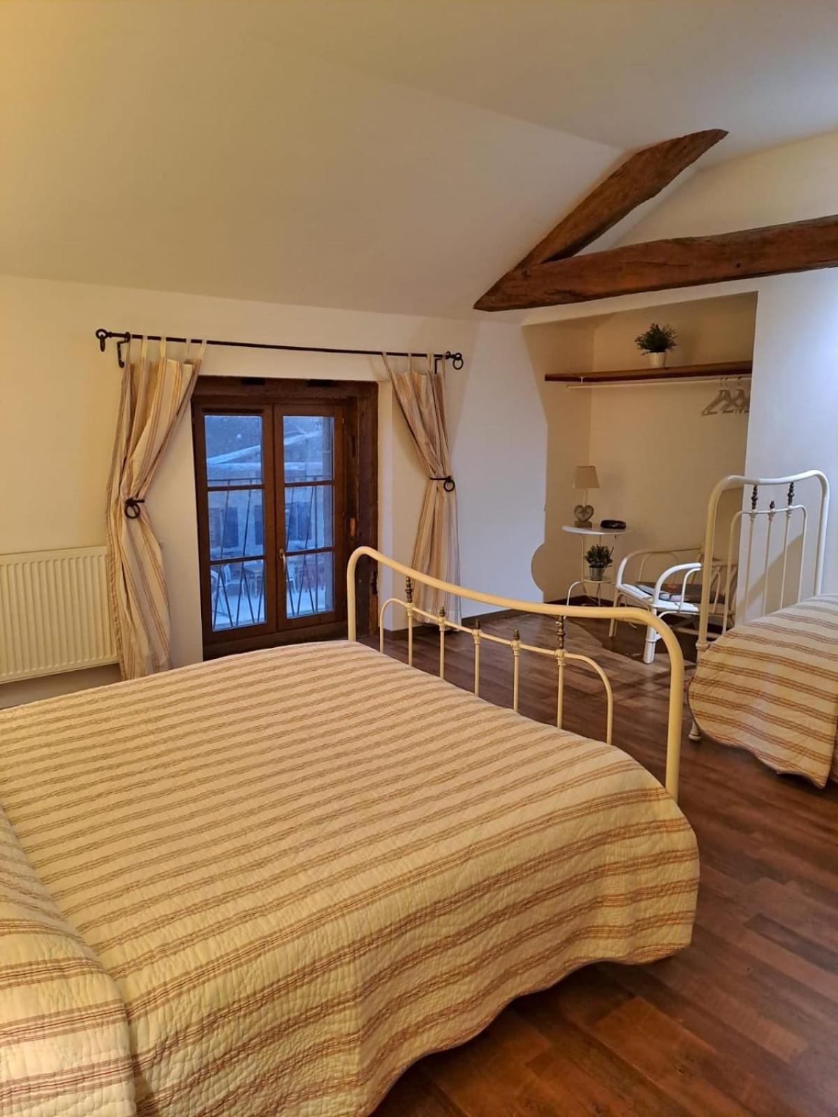 Le Moulin Du Fay Bed and Breakfast Villemotier Esterno foto
